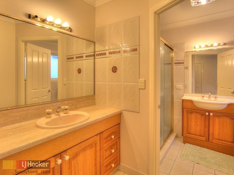 20 Norell Place, Eight Mile Plains QLD 4113