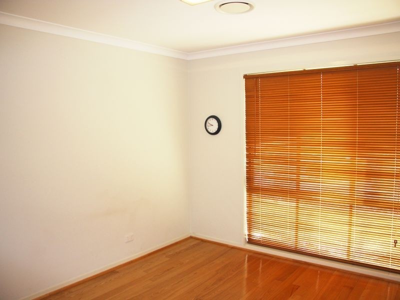 7 Bobbie St, Parkinson QLD 4115