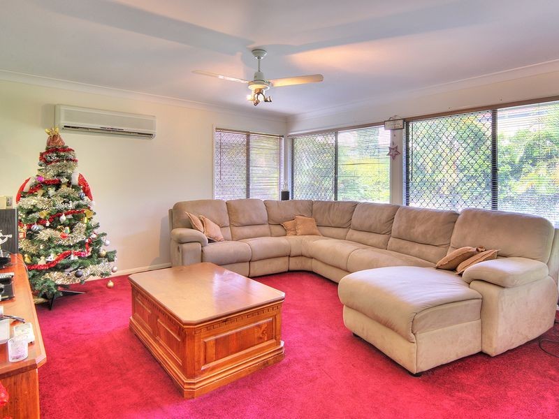 27 Lily Circuit, Kuraby QLD 4112