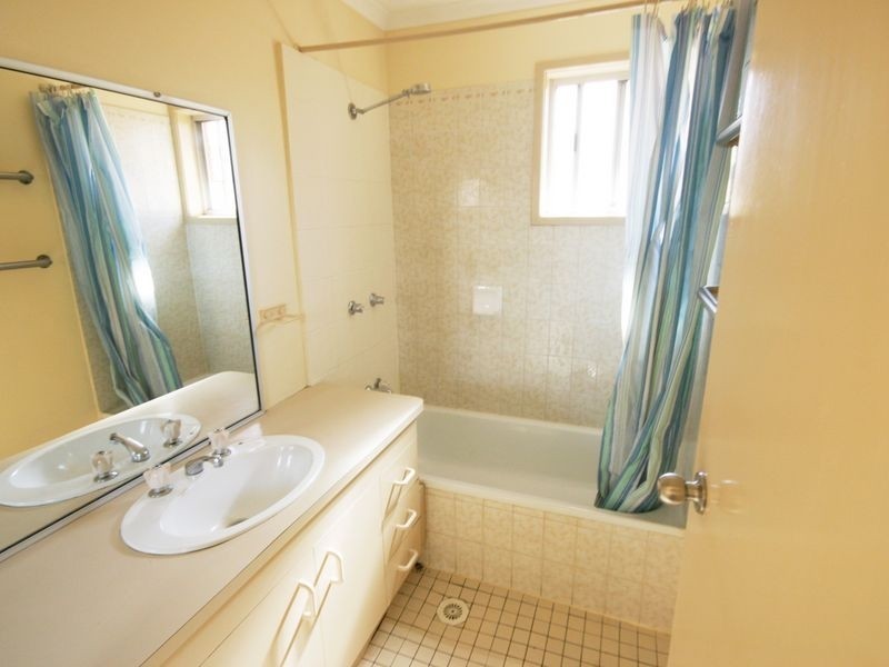 160 Morden Road, Sunnybank Hills QLD 4109