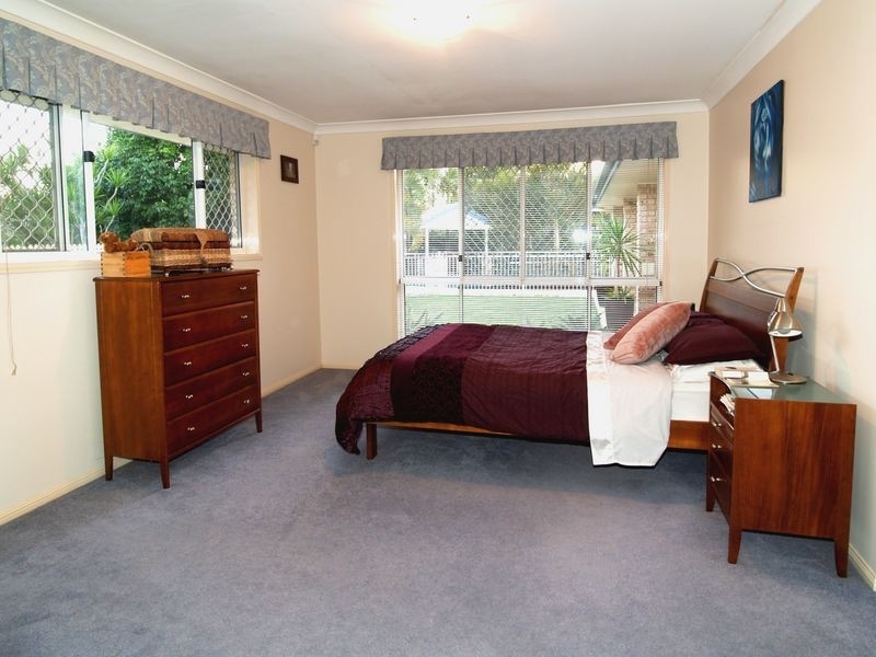 64 Palmwoods Crescent, Runcorn QLD 4113