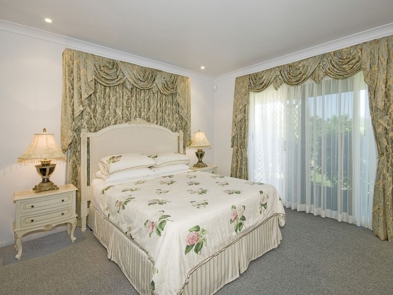 62 Lincoln Green Dr, Forestdale QLD 4118