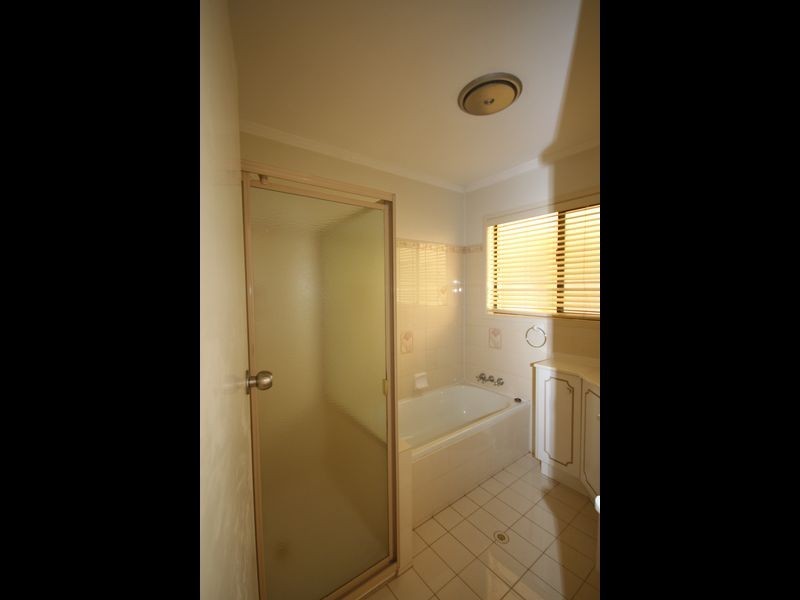 22 Sheridan Crescent, Shailer Park QLD 4128