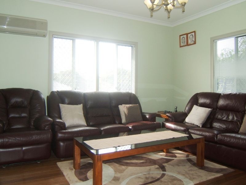 35 Freda St, Upper Mount Gravatt QLD 4122