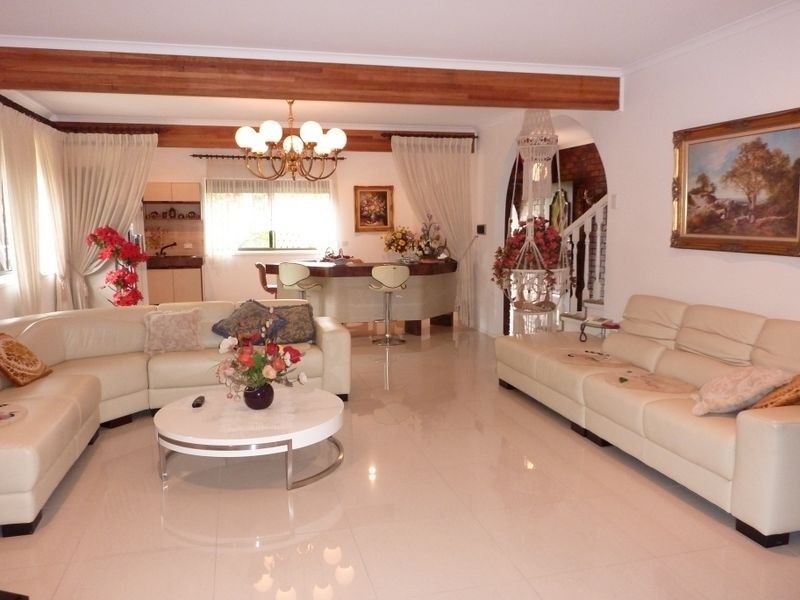 15 Carnoustie St, Macgregor QLD 4109