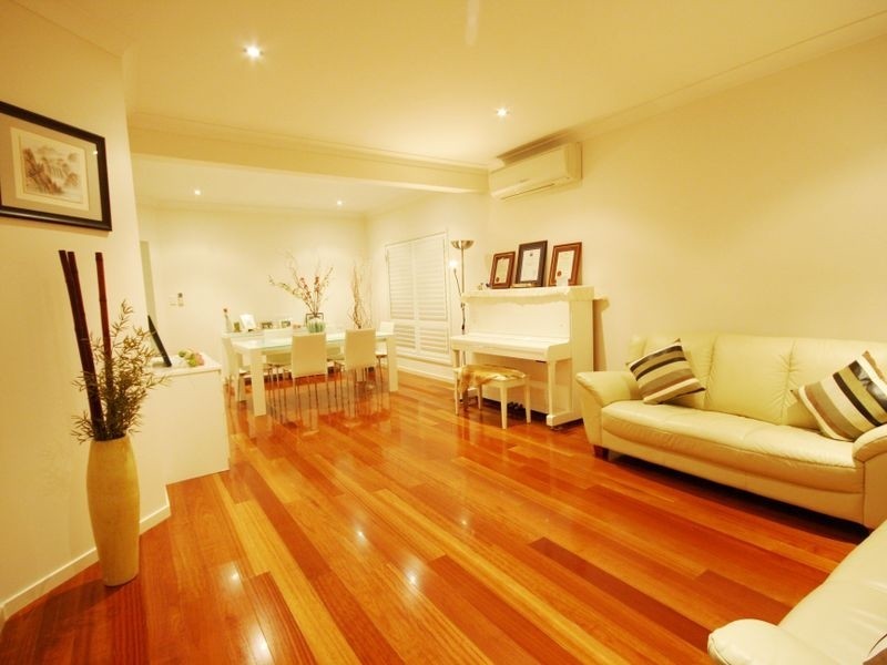 18 Liz Pl, Sunnybank Hills QLD 4109