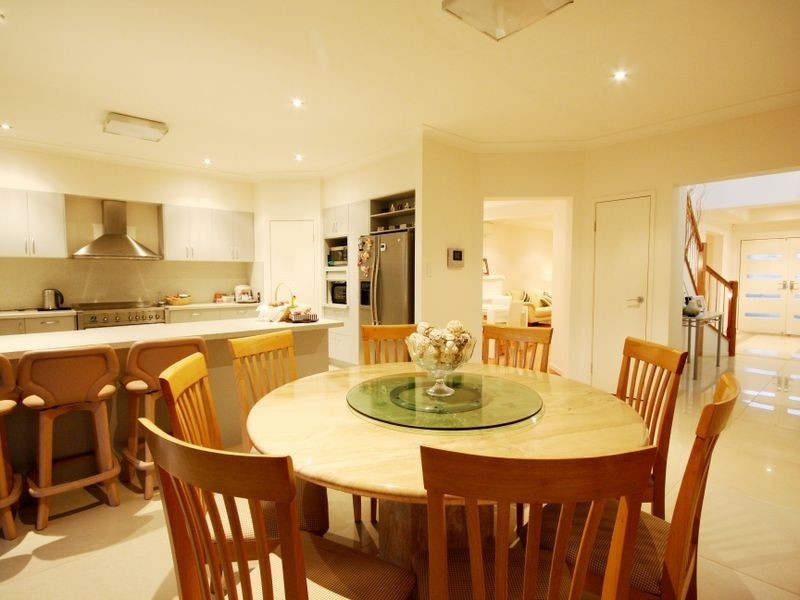 18 Liz Pl, Sunnybank Hills QLD 4109