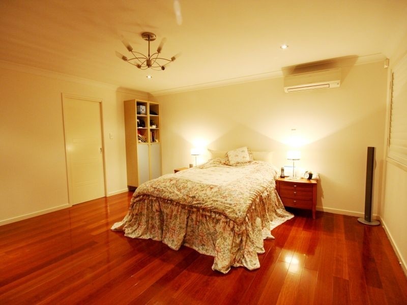 18 Liz Pl, Sunnybank Hills QLD 4109