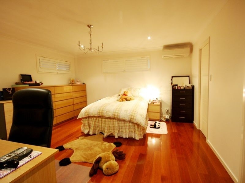 18 Liz Pl, Sunnybank Hills QLD 4109