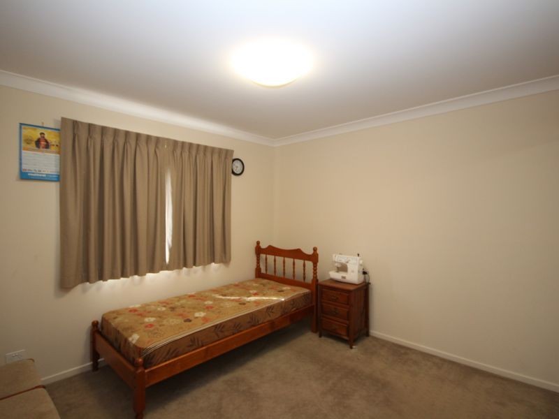 8 Dundee Street, Calamvale QLD 4116