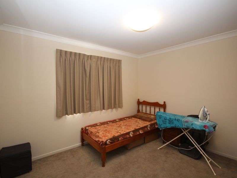 8 Dundee Street, Calamvale QLD 4116