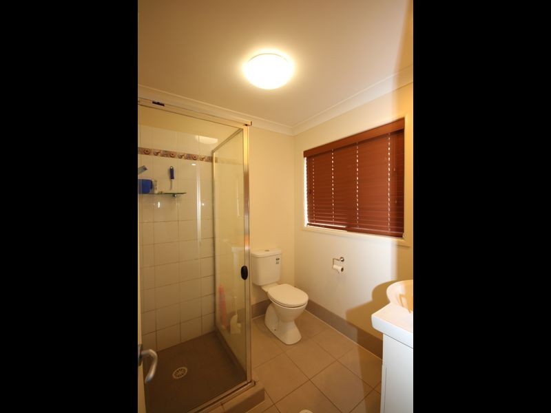 8 Dundee Street, Calamvale QLD 4116