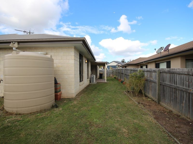 8 Dundee Street, Calamvale QLD 4116