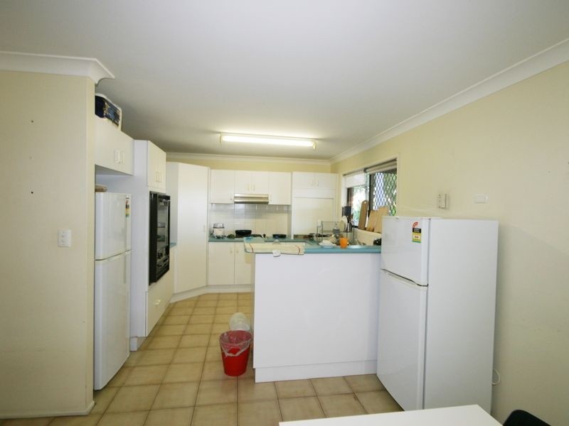 19 Bordeaux Street, Eight Mile Plains QLD 4113