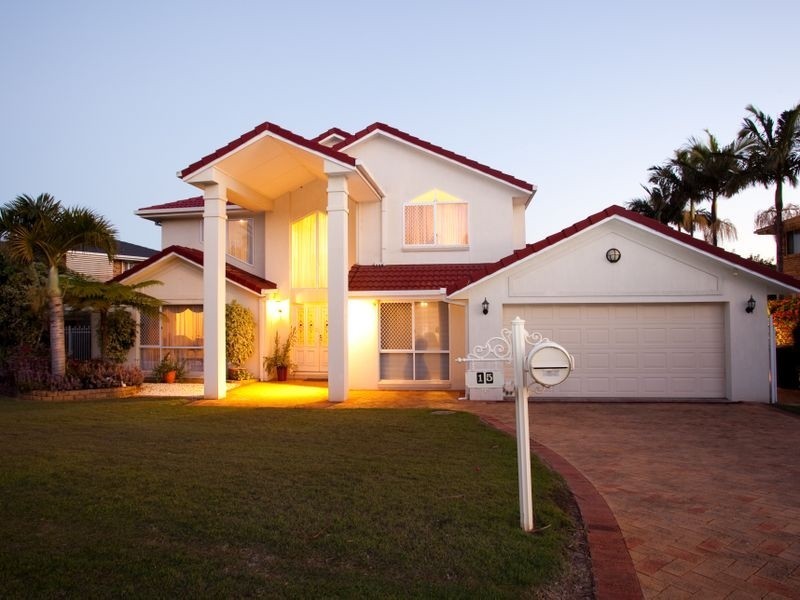 15 Manmarra Cr, Eight Mile Plains QLD 4113