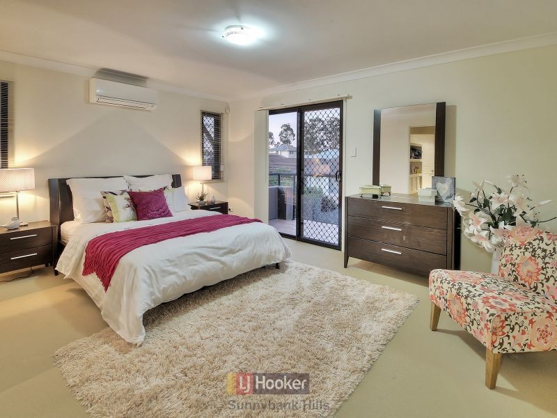 10 Lillydale Place, Calamvale QLD 4116