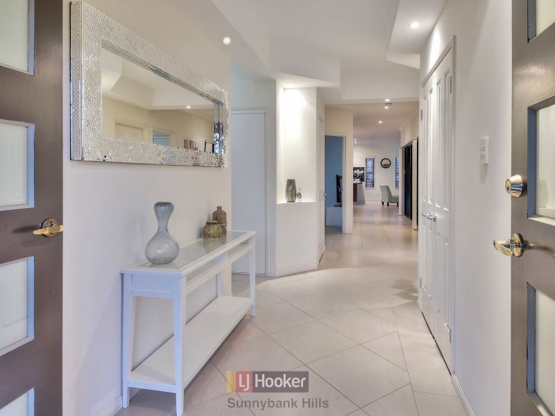 10 Lillydale Place, Calamvale QLD 4116