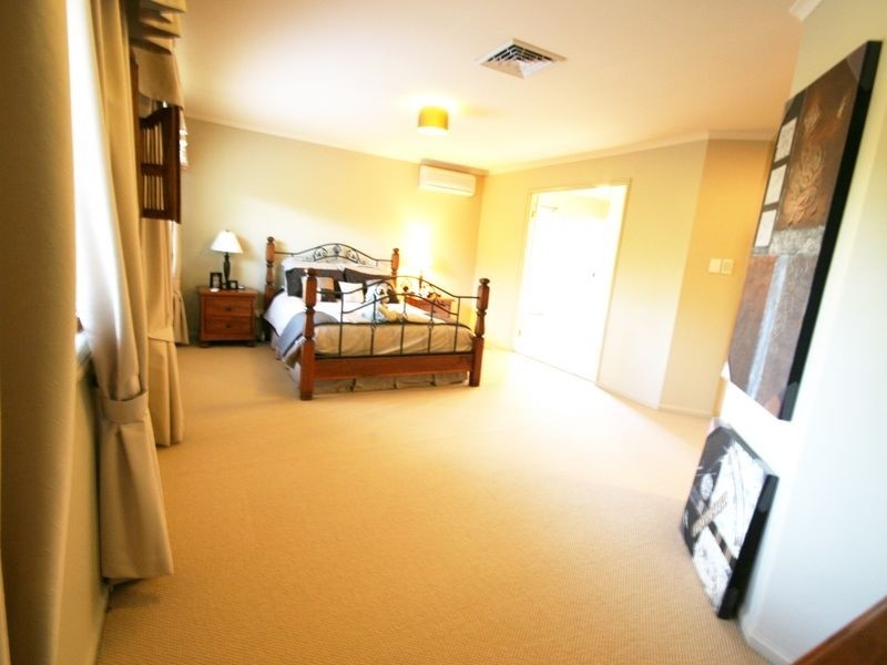 11 Harlen Rd, Salisbury QLD 4107