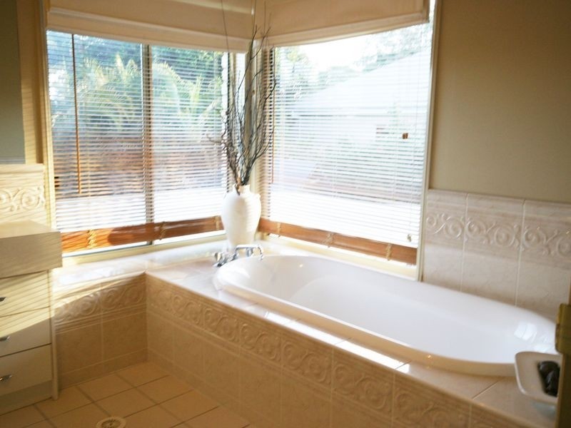 11 Harlen Rd, Salisbury QLD 4107