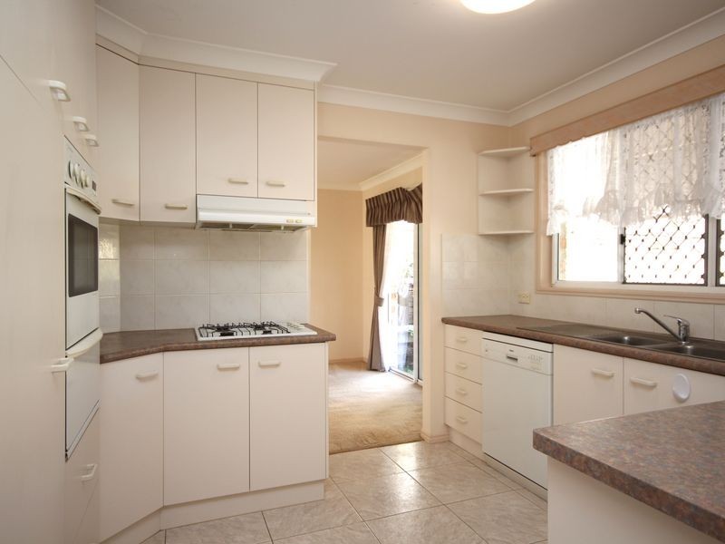 11 Tulipwood Place, Stretton QLD 4116