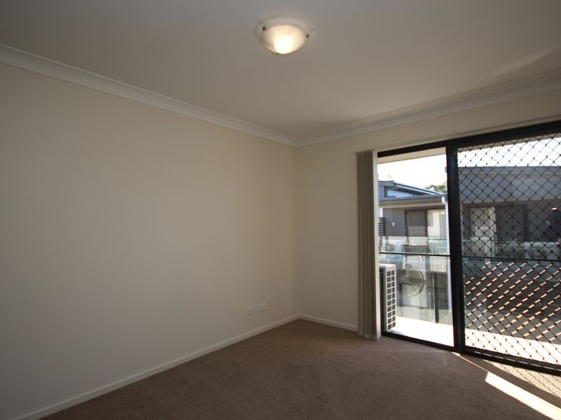 36/407 Warrigal Road, Eight Mile Plains QLD 4113