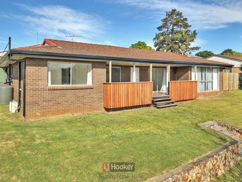 2 Bramwell Street (13 Devonlea S, Eight Mile Plains QLD 4113