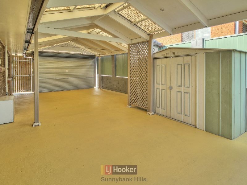 2 Bramwell Street (13 Devonlea S, Eight Mile Plains QLD 4113