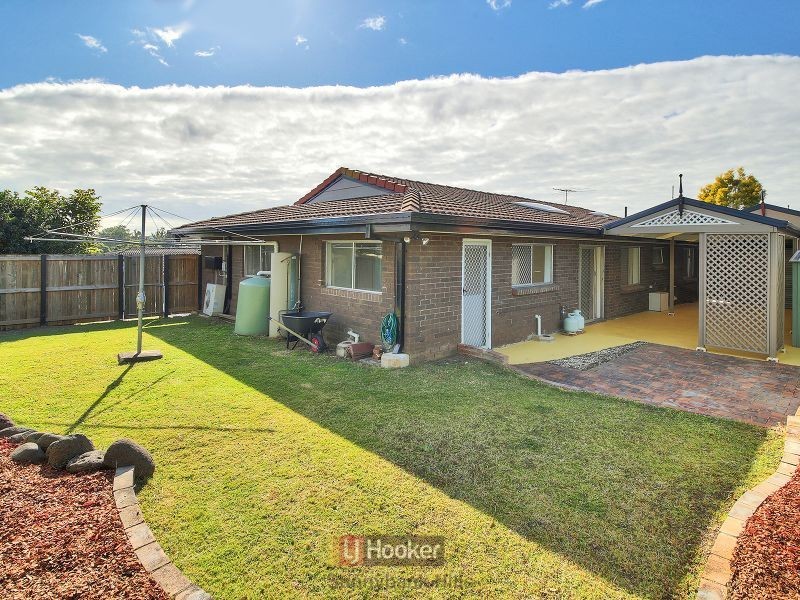 2 Bramwell Street (13 Devonlea S, Eight Mile Plains QLD 4113