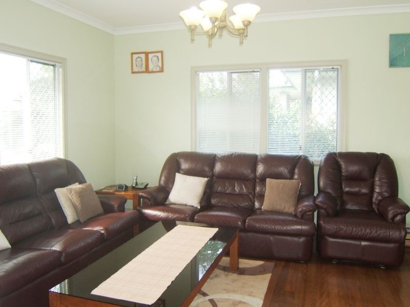 35 Freda Street, Upper Mount Gravatt QLD 4122