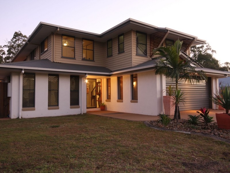 4 Gammon Pl, Parkinson QLD 4115