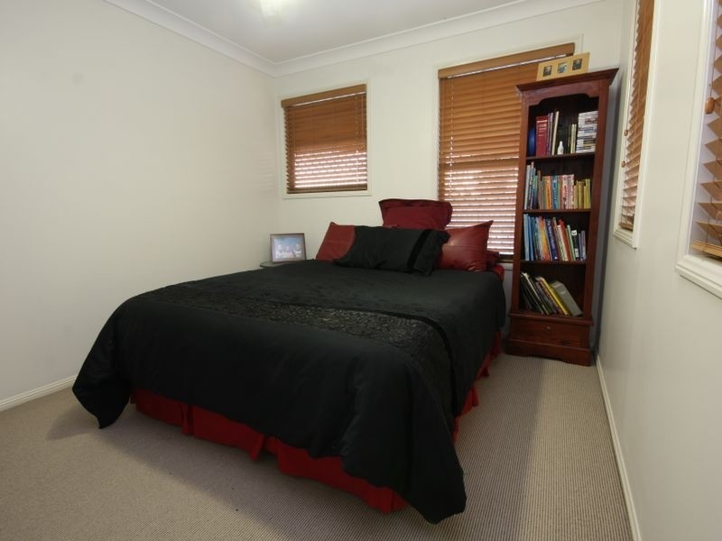 4 Gammon Pl, Parkinson QLD 4115