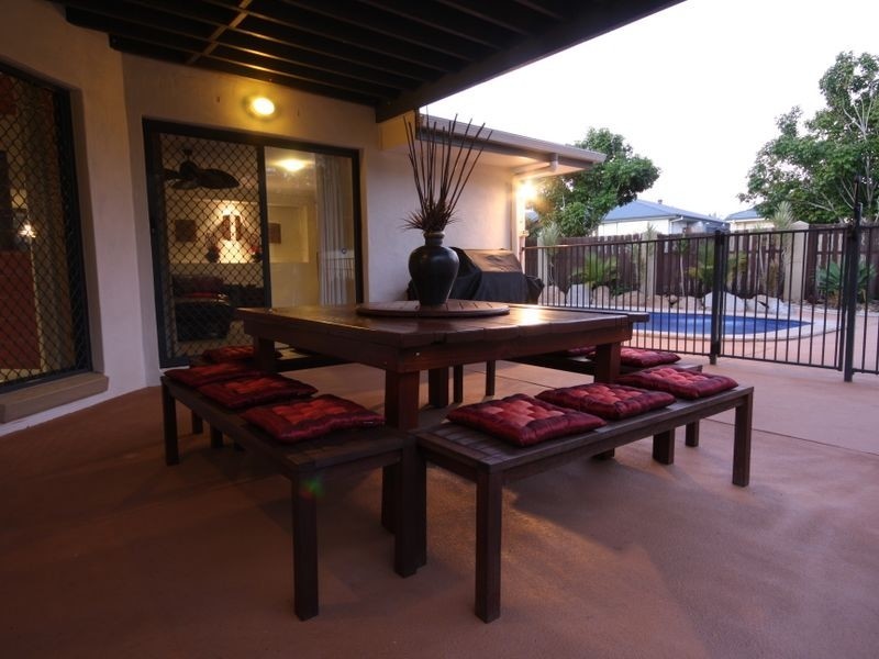 4 Gammon Pl, Parkinson QLD 4115