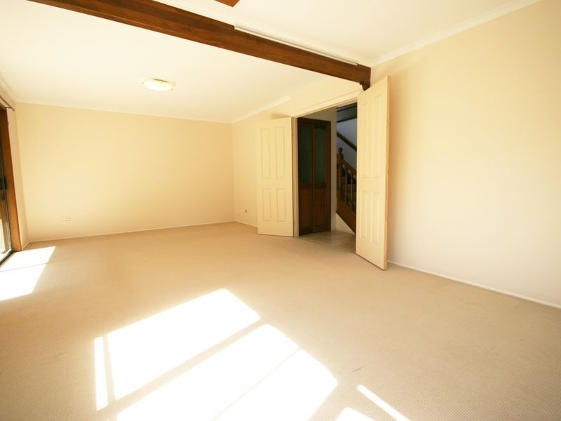 33 Metropole St, Robertson QLD 4109