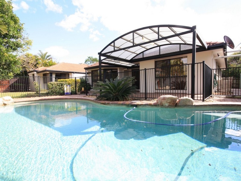 50 Ontario Cresent, Parkinson QLD 4115