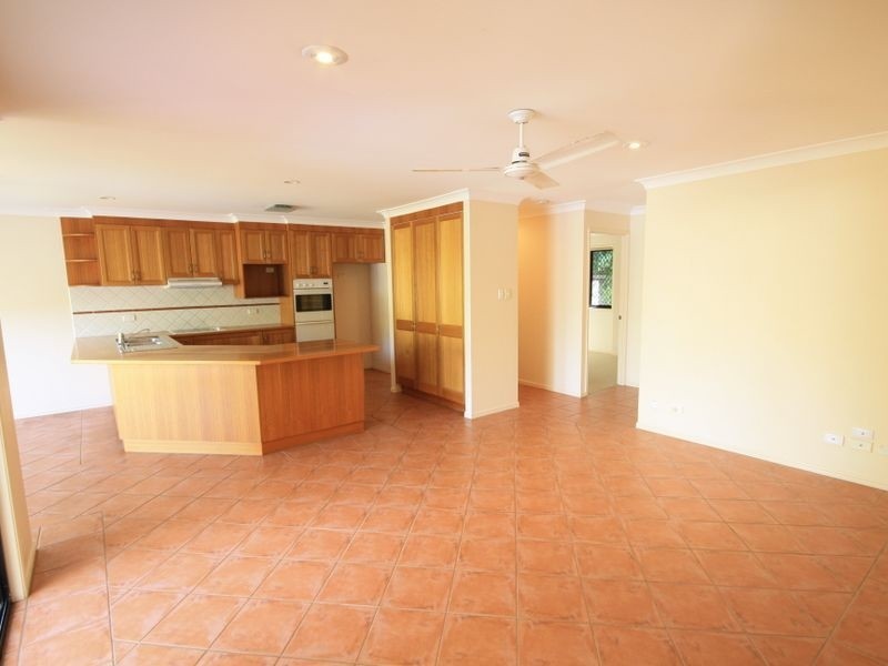 50 Ontario Cresent, Parkinson QLD 4115