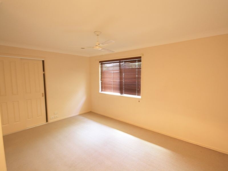 50 Ontario Cresent, Parkinson QLD 4115