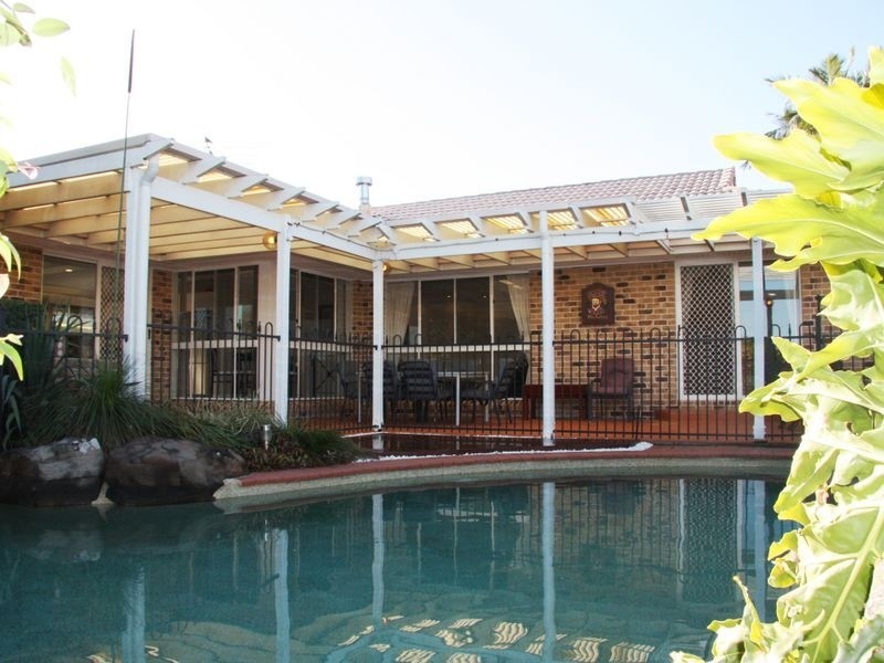 26 Maywood Crescent, Calamvale QLD 4116