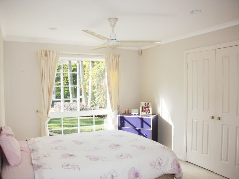 26 Maywood Crescent, Calamvale QLD 4116