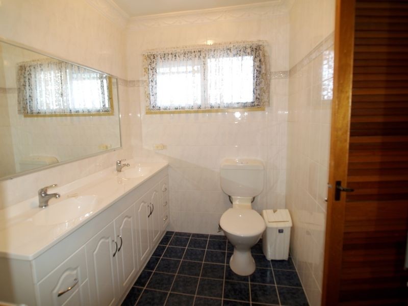 196 McCullough St, Sunnybank QLD 4109