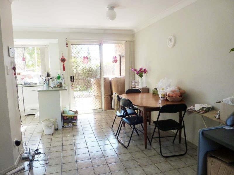 5/76 Bleasby Rd, Eight Mile Plains QLD 4113