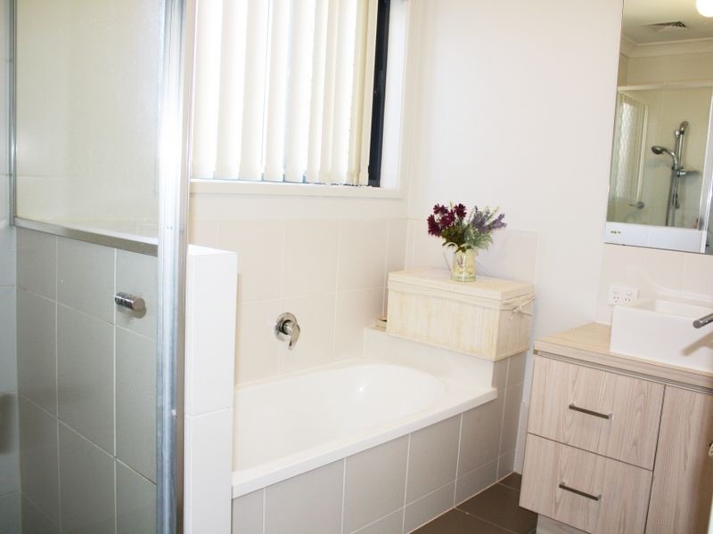 5 Yengo St, Parkinson QLD 4115