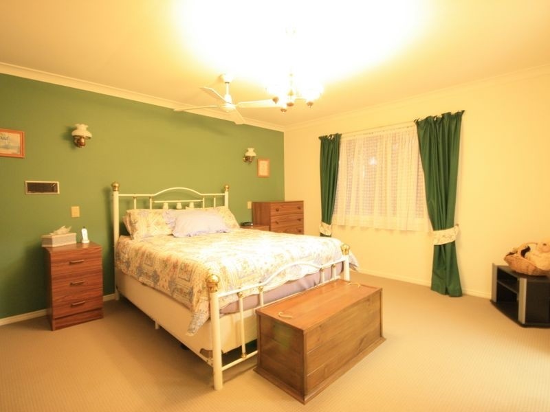 15 Chartreuse Street, Sunnybank Hills QLD 4109