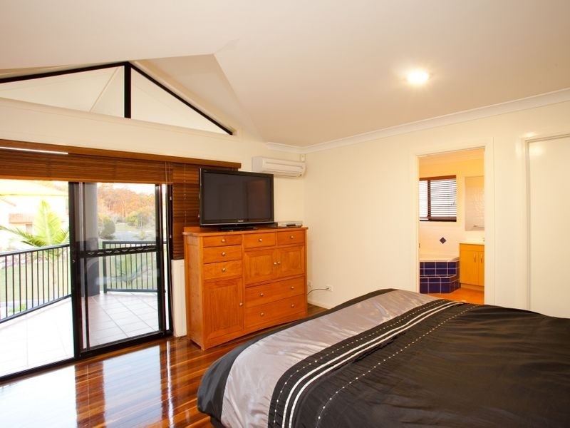 80 Golden Rain Place, Stretton QLD 4116
