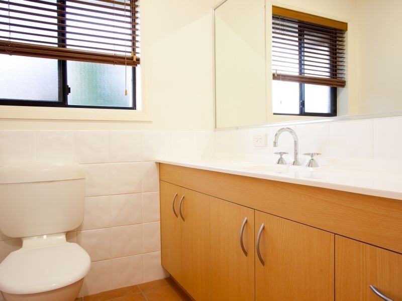 80 Golden Rain Place, Stretton QLD 4116