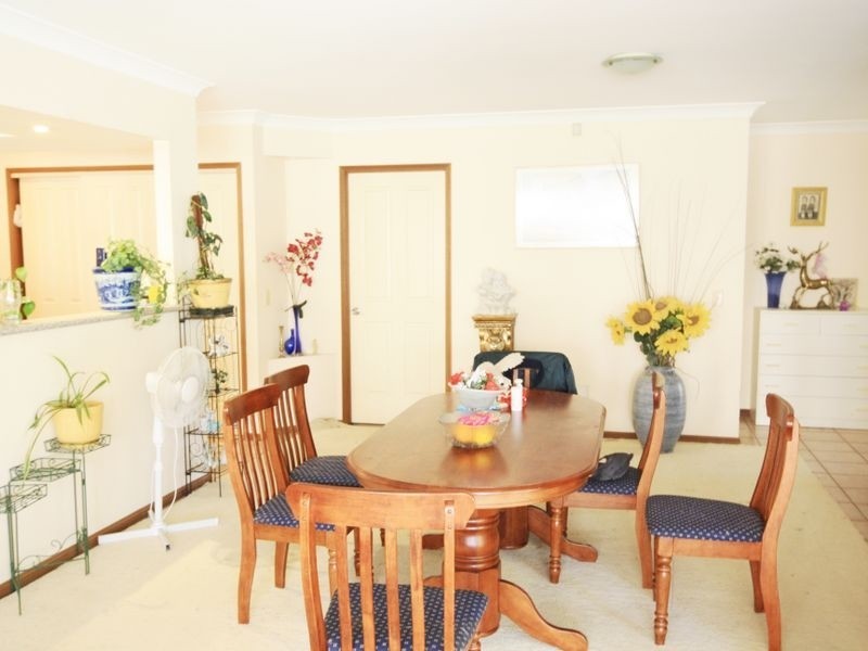 81 Ontario Cr, Parkinson QLD 4115