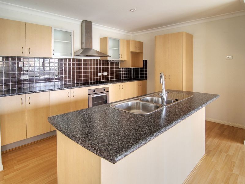 4 Ribbonwood Street, Sunnybank Hills QLD 4109