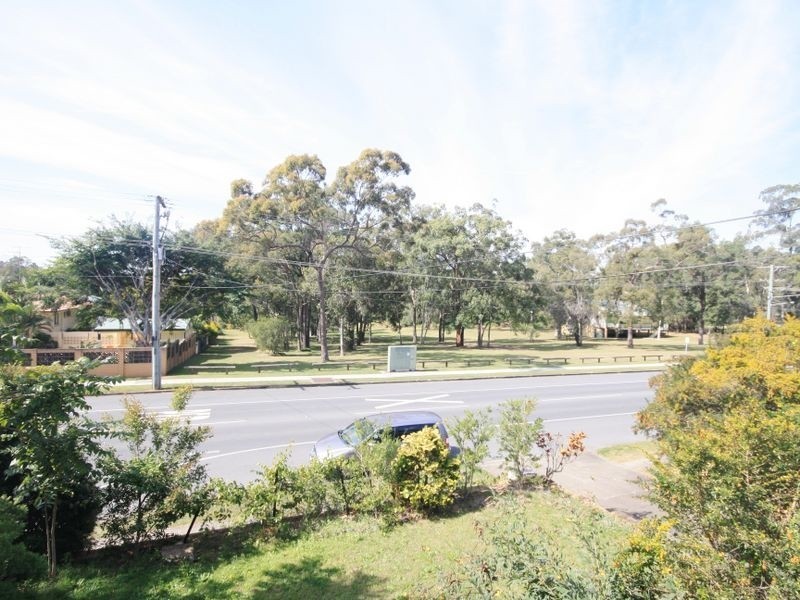 99 Granadilla St, Macgregor QLD 4109