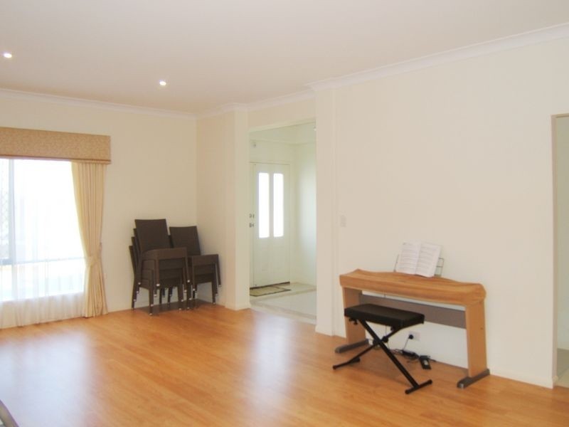 9 Ellendale Circuit, Eight Mile Plains QLD 4113