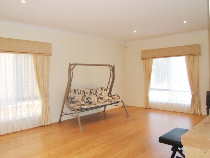 9 Ellendale Circuit, Eight Mile Plains QLD 4113