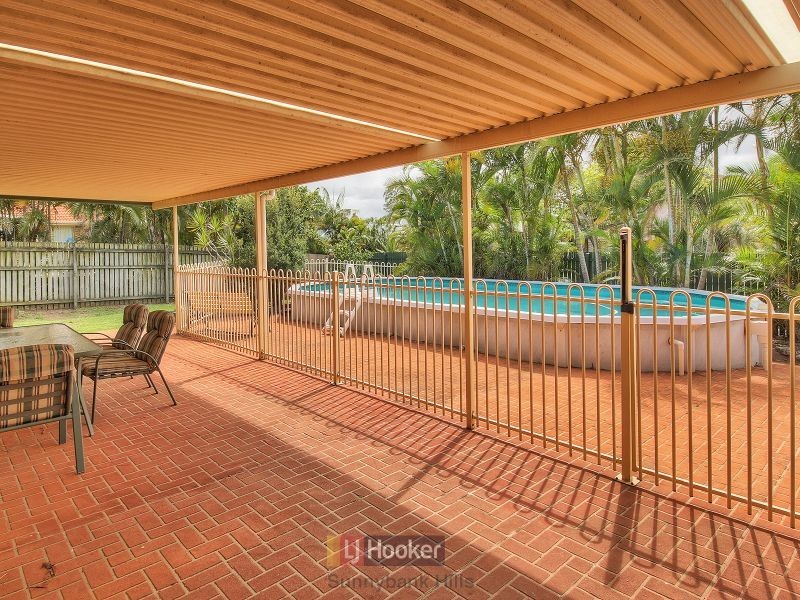 1 Violet Place, Calamvale QLD 4116